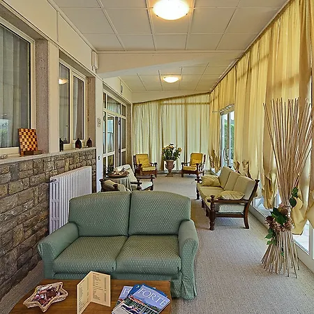 Areion 4* フォルテ・デイ・マルミ