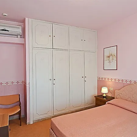 Hotel Areion 4*